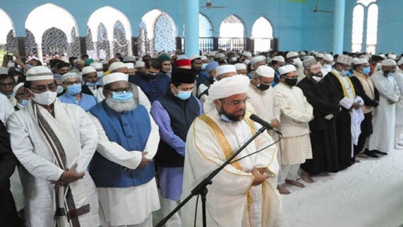 বায়তুল মোকাররমের খতিব মাওলানা সালাহউদ্দিনের প্রথম জানাজা সম্পন্ন