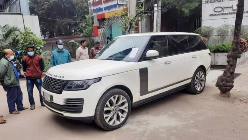 রেঞ্জ রোভার গাড়ি