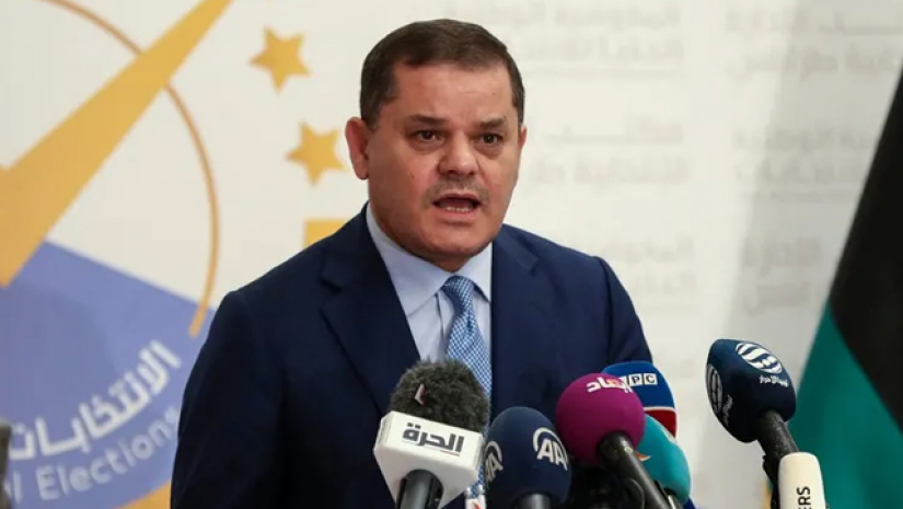 লিবিয়ার প্রধানমন্ত্রীর গাড়িতে বন্দুক হামলা 