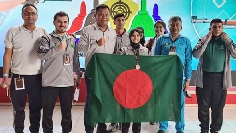 বাংলাদেশের নারী শুটার নাফিসা তাবাসসুম।
