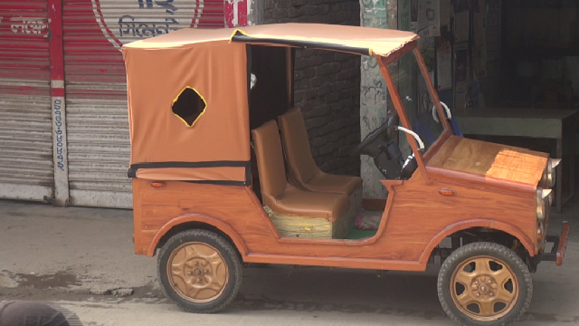 কাঠের জিপ