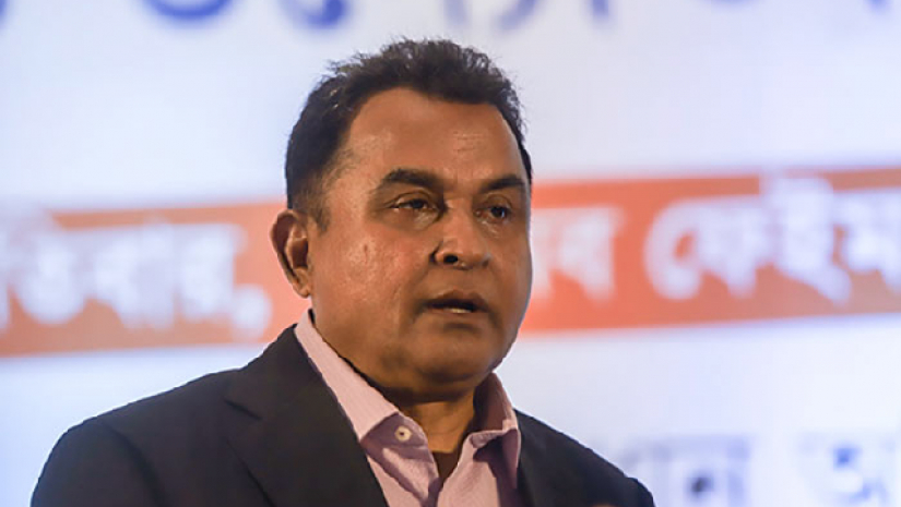 অর্থমন্ত্রী আ হ ম মুস্তফা কামাল