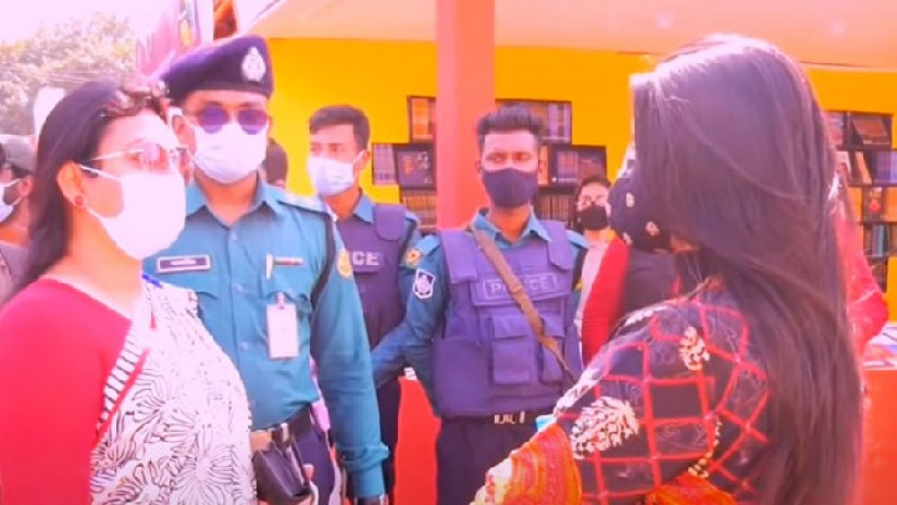 বইমেলায় নারীকে ভ্রাম্যমাণ আদালতে জরিমানা