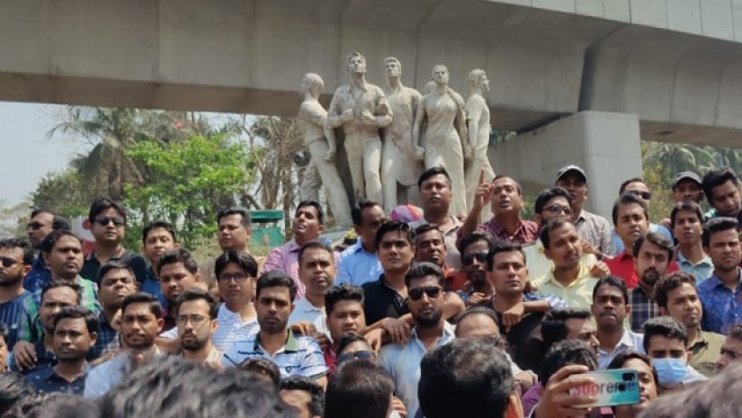 ঢাবিতে ছাত্রদলের বিক্ষোভ