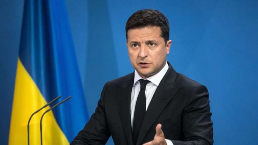 জেলেনস্কিকে নোবেল দেওয়ার দাবি