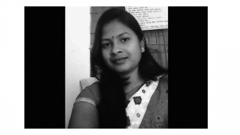 স্কুল শিক্ষিকা ঝর্ণা কুর্মী