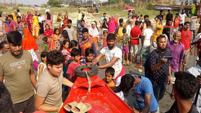 লঞ্চ ডুবি