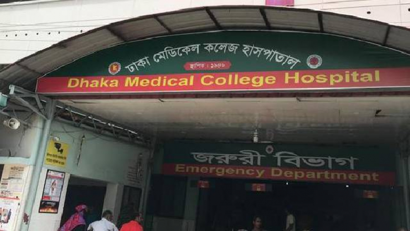 রাজধানীতে ট্রাক-পিকআপভ্যানের মুখোমুখি সংঘর্ষে নিহত ২