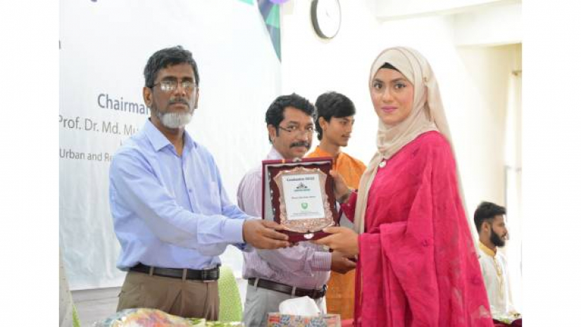 নবীনবরণ ও বিদায় সংবর্ধনা অনুষ্ঠান