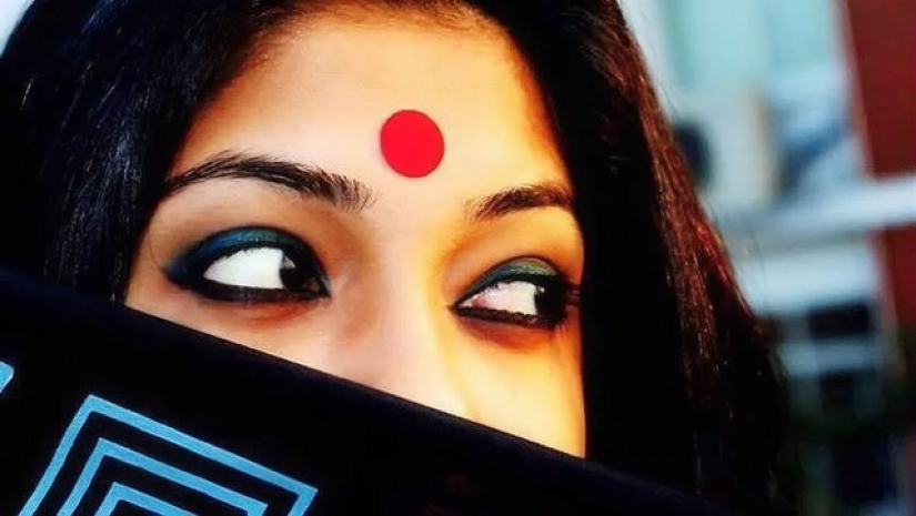 টিপ বিতর্ক