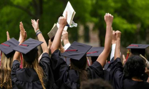 যুক্তরাষ্ট্রে শিক্ষার্থী পাঠানোর তালিকায় শীর্ষে চীন