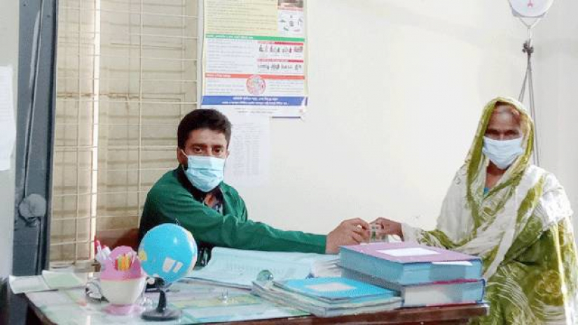 কমিউনিটি ক্লিনিকে স্বাস্থ্যসেবা