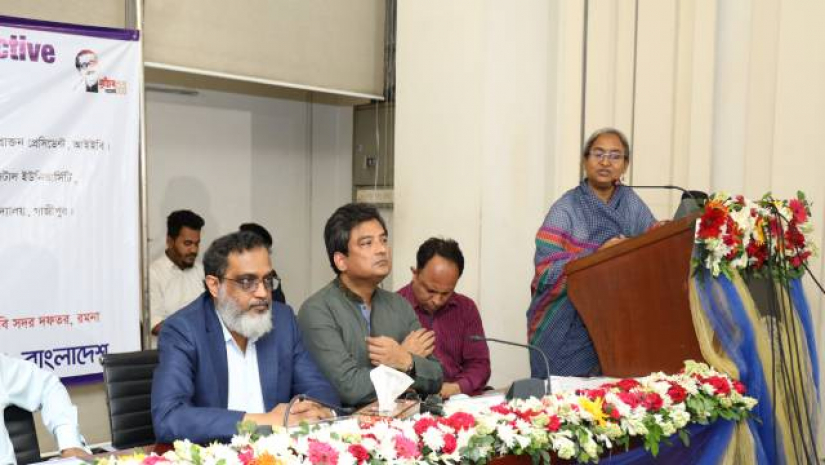 সেমিনারে শিক্ষামন্ত্রী