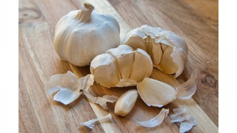 গবেষণা বলছে, রসুনের স্বাস্থ্য উপকারিতা অনেক