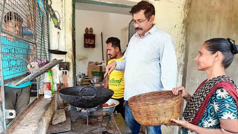 প্রধান শিক্ষক তিমির