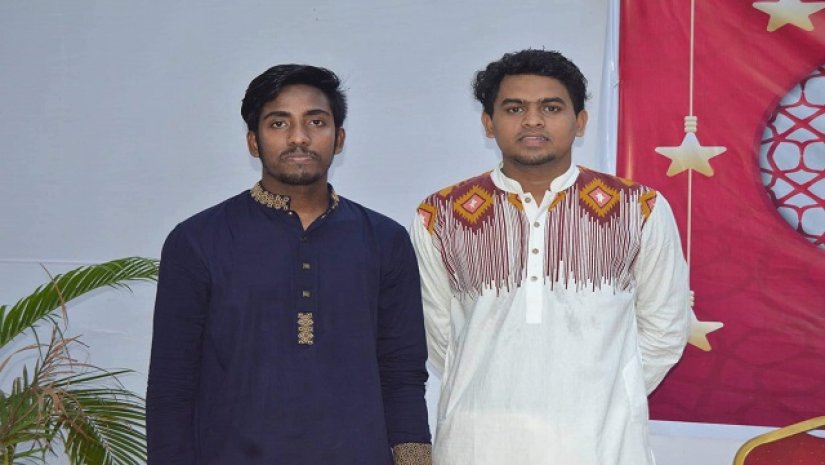 স্যার এ এফ রহমান হল ‘শিক্ষাবিদ ফোরাম’র নেতৃত্বে জিসান-জুয়েল