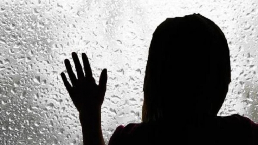 বাবা-মায়ের সহযোগিতায় স্কুলছাত্রীকে ধর্ষণ, মামলা