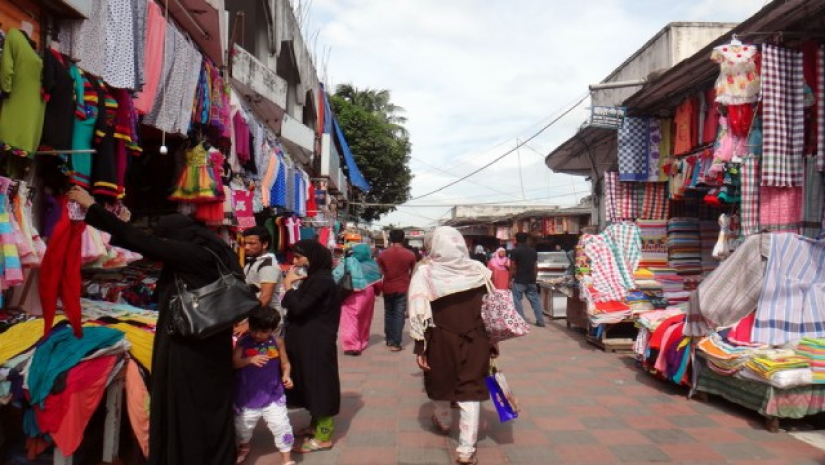ঈদের বাজারের কেনাকাটায় নিবেন সতর্কতা