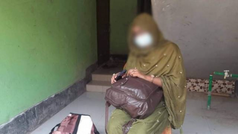 ছাত্রীর অবস্থান 