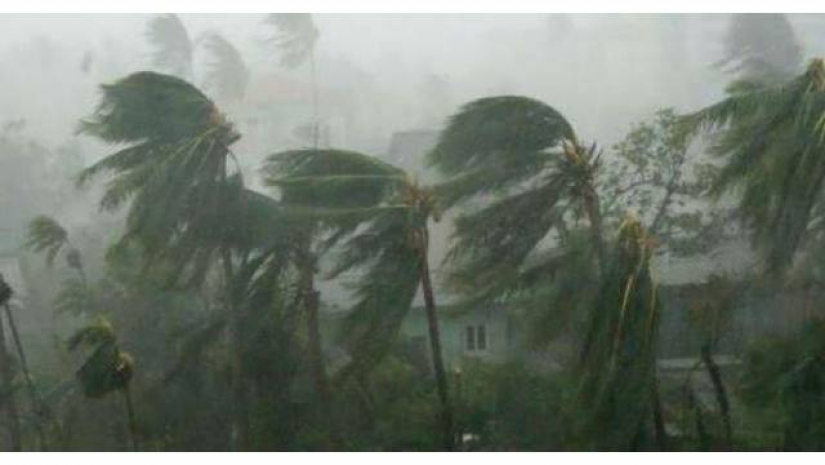 কোথাও কোথাও অস্থায়ী দমকা হাওয়াসহ বৃষ্টি বা বজ্রবৃষ্টি হতে পারে