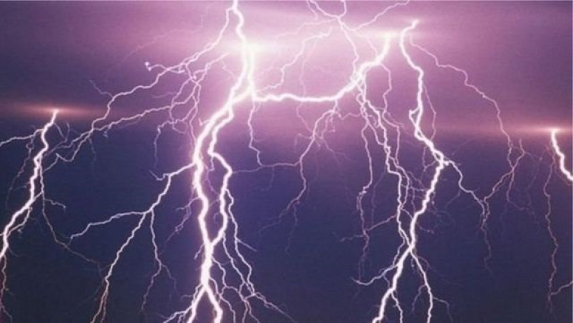 বজ্রপাত 