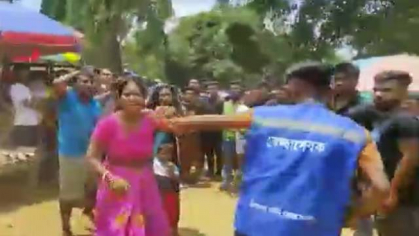 ফি দেয়া নিয়ে কথা কাটাকাটি, পর্যটকদের পেটালেন স্বেচ্ছাসেবকরা