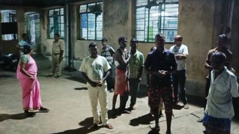 প্রাক্তন প্রেমিকার বাড়িতে বোমা মারল প্রেমিক 