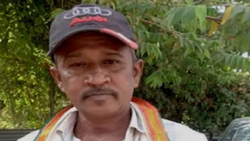 মদ খেয়ে নেশা না হওয়ায় স্বরাষ্ট্রমন্ত্রীর কাছে অভিযোগ!