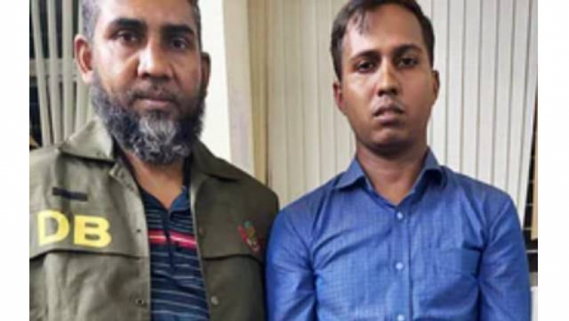 নিয়োগ পরীক্ষায় সুমনের প্রবেশপত্রে লেখা ছিল ৭০ নম্বরের উত্তর