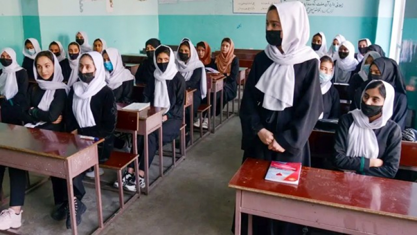 মাধ্যমিকের নারী শিক্ষার্থীদের জন্য সুখবর আসছে