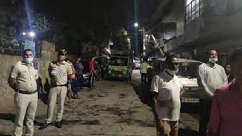 ঘটনাস্থলে ৩ জনের লাশ উদ্ধার করে পুলিশ