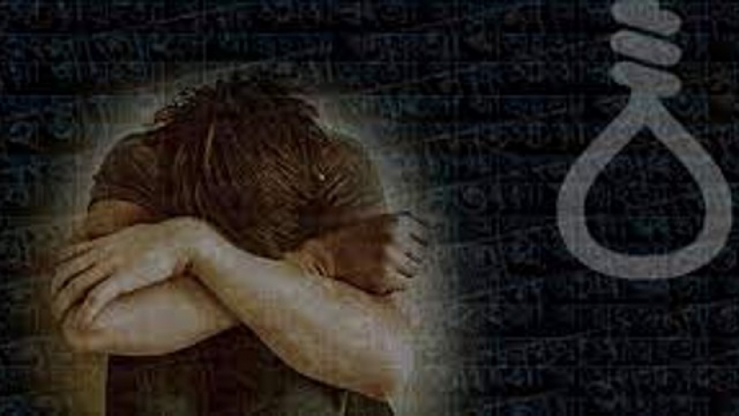 ফেসবুকে আপত্তিকর ছবি ছড়িয়ে দেওয়ায় কলেজছাত্রীর ‌আত্মহত্যা!
