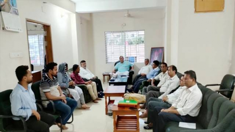 ‘চর দখলের মতো সরকার শিক্ষাপ্রতিষ্ঠান দখলে নিয়েছে’