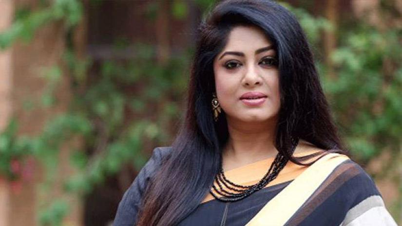 চিত্রনায়িকা মৌসুমী