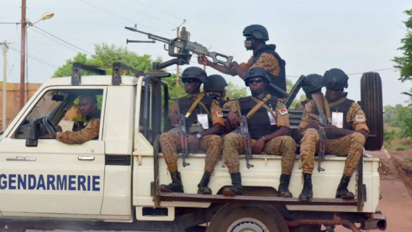 আফ্রিকার বুরকিনা ফাসোয় বিদ্রোহীদের হামলায় নিহত ৫০