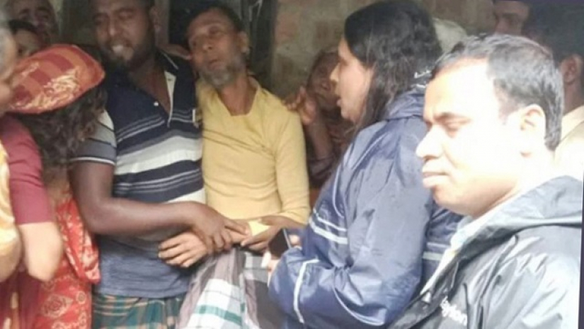 স্কুলে যাওয়া হলো না ভাইবোনের