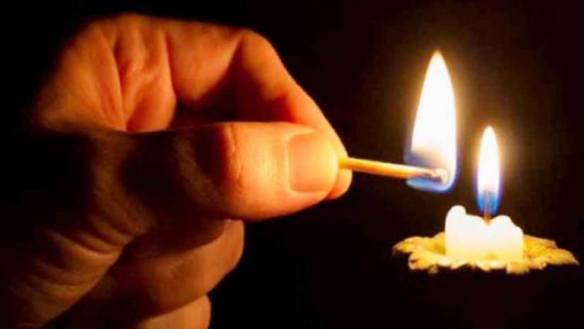 বিদ্যুৎহীন সিলেটে মোমবাতিও মিলছে না
