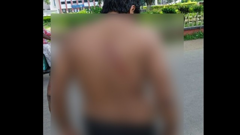 কর্মীকে বেধড়ক পেটালেন রাবি ছাত্রলীগ সভাপতি