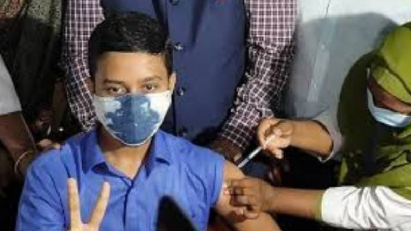 ফাইজারের টিকা পাবে ৫-১২ বছর বয়সীরা