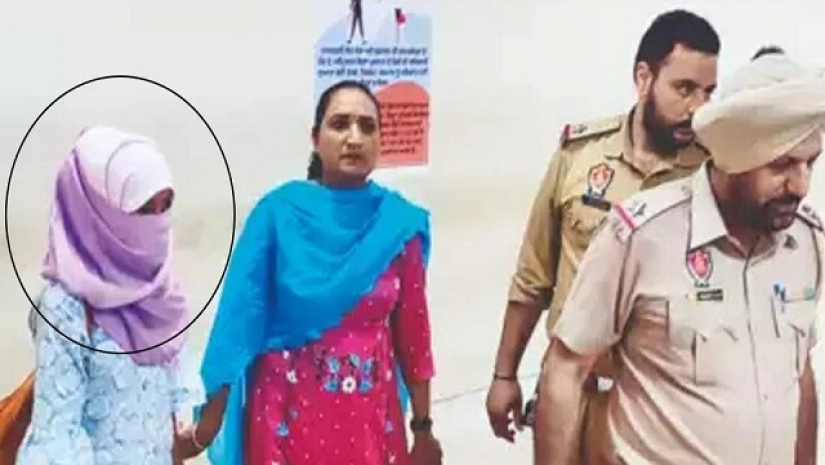ভারতীয় শিক্ষিকা ফিজা খান