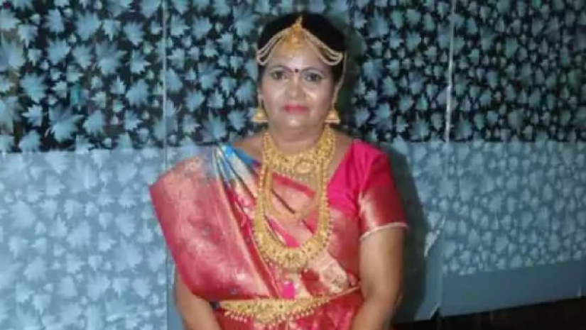 মেকাআপ করে ২৪ বছর বয়স কমিয়ে বিয়ে