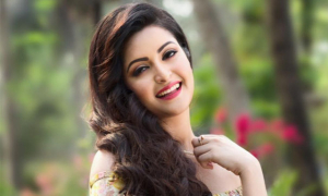 পরীমনির বিরুদ্ধে মামলা