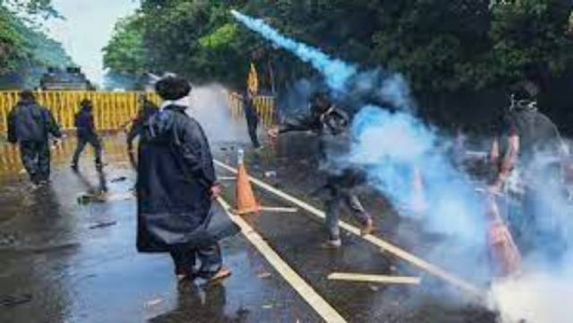 শ্রীলঙ্কায় জরুরি অবস্থা ঘোষণা