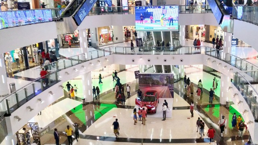 রাত ৮টার পর শপিংমল খোলা থাকলে বিদ্যুৎ-সংযোগ বিচ্ছিন্ন