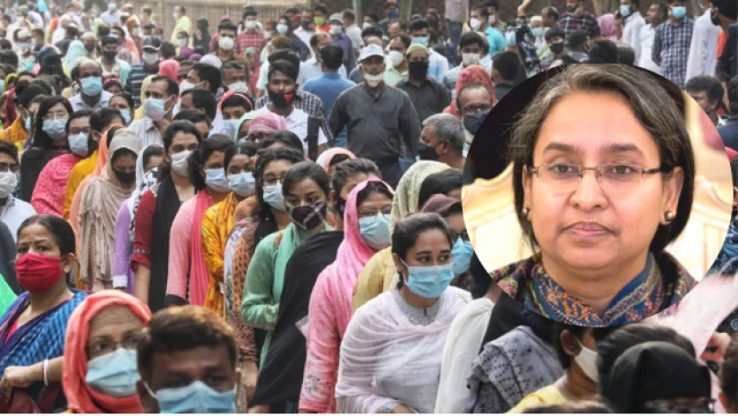 ভর্তি পরীক্ষার্থী ও ইনসেটে শিক্ষামন্ত্রী