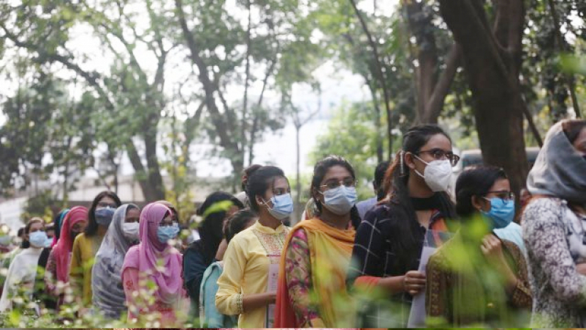 ভর্তি পরীক্ষা এলেই কেন সমালোচিত হয় রাজশাহী নগরবাসী?