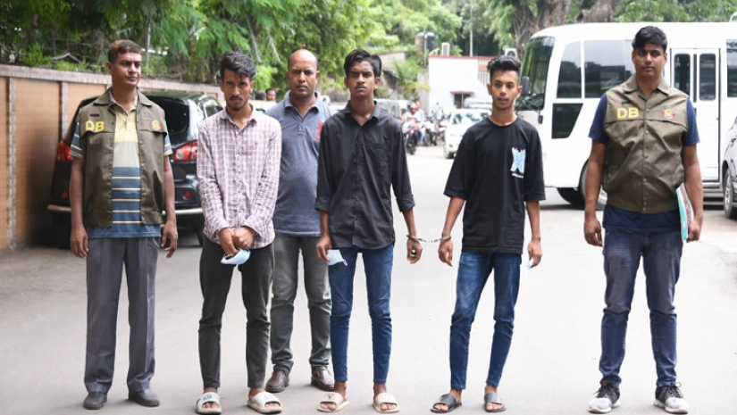 গ্রেপ্তার তিন টিকটকার