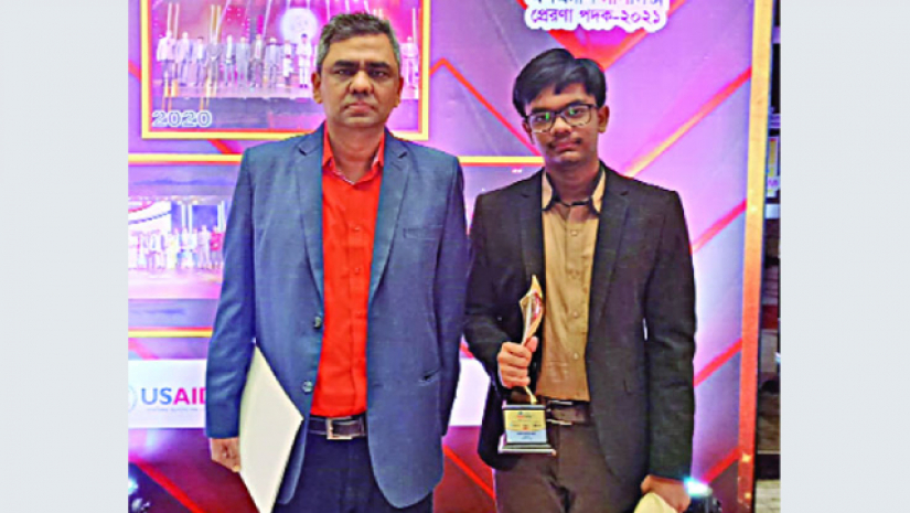 দাবাড়ু পিতা-পুত্র