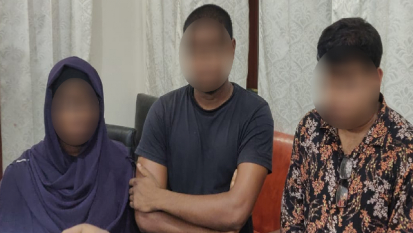 তিন শিক্ষার্থী