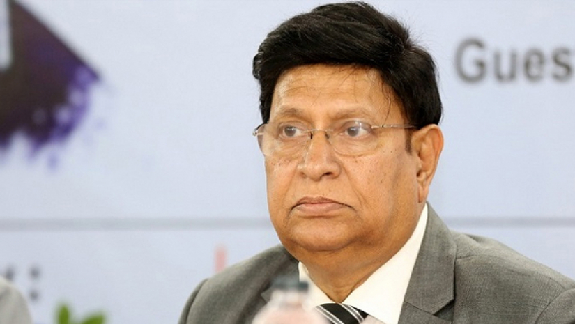 এ কে আব্দুল মো‌মেন